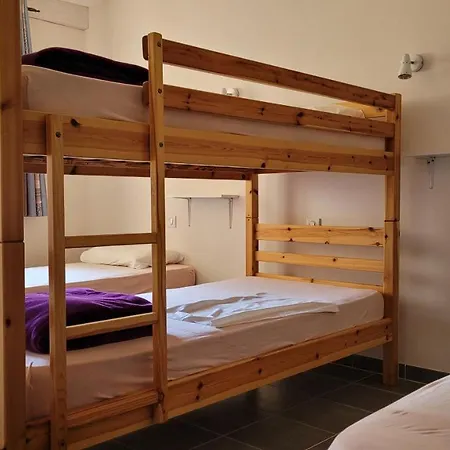 Hostel La Grange Saint-jacques *