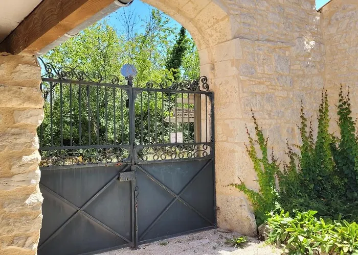 Hostel La Grange Saint-jacques Bach