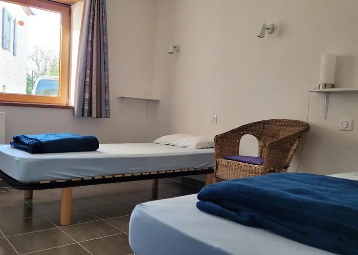 Hostel La Grange Saint-jacques *